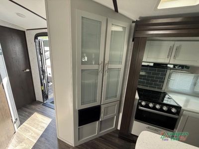 2021 Keystone RV Premier Ultra Lite — photo 20 view