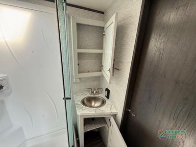 2021 Keystone RV Premier Ultra Lite — photo 42 view