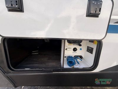 2021 Keystone RV Premier Ultra Lite — photo 13 view
