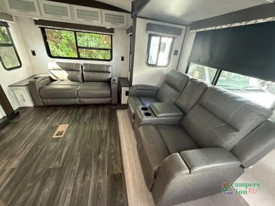 2021 Keystone RV Premier Ultra Lite — photo 18 view