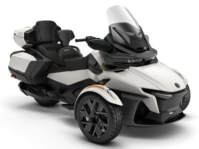 2026 Can-Am Spyder RT Sea-to-Sky - Photo 1