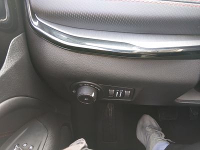 2023 Jeep Compass - Photo 13