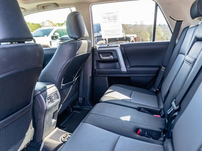 2022 Toyota 4Runner - Photo 15