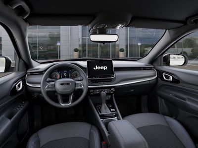 2026 Jeep Compass - Photo 14