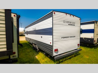 2025 Forest River RV Cherokee Grey Wolf - Photo 6