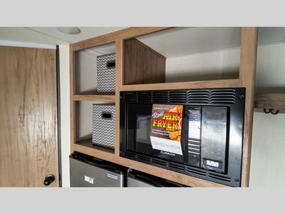 2025 Forest River RV Cherokee Grey Wolf - Photo 18
