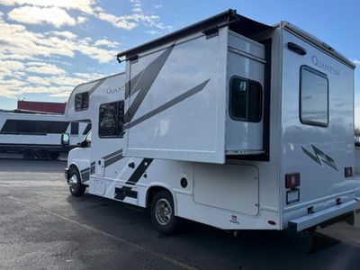 2026 Thor Motor Coach Quantum - Photo 4