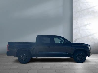 2026 Toyota Tundra 4WD — photo 7 view