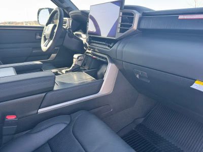 2026 Toyota Tundra 4WD — photo 20 view