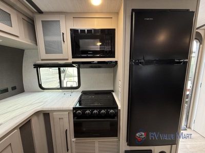 2023 Forest River RV Wildwood Heritage Glen - Photo 13