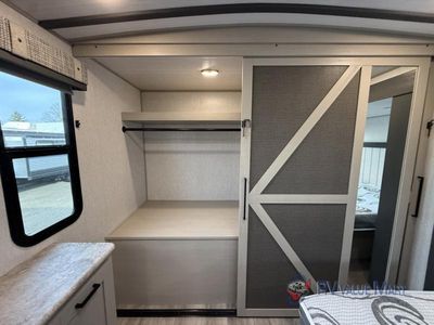 2023 Forest River RV Wildwood Heritage Glen - Photo 18