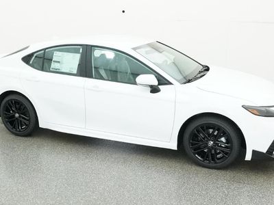 2026 Toyota Camry - Photo 13