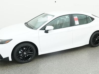 2026 Toyota Camry - Photo 6