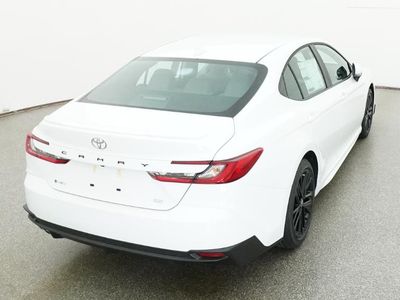 2026 Toyota Camry - Photo 4