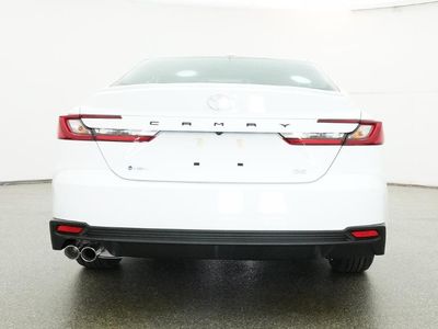 2026 Toyota Camry - Photo 22