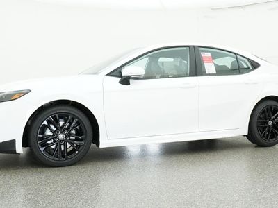 2026 Toyota Camry - Photo 11
