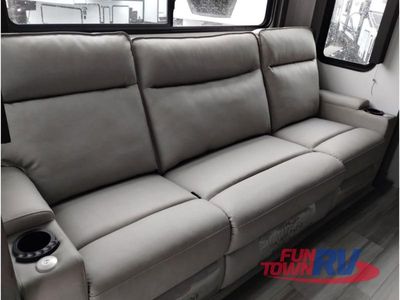 2025 Keystone RV Fuzion Impact Edition - Photo 25