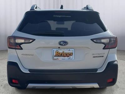 2025 Subaru Outback — detail view