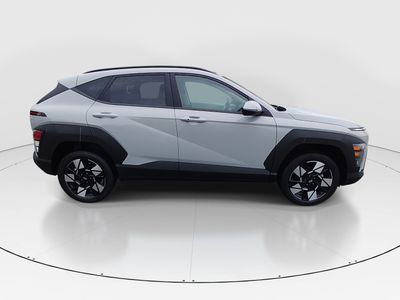 2025 Hyundai Kona - Photo 8