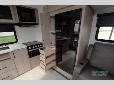 2026 Grand Design Imagine XLS — photo 33 view