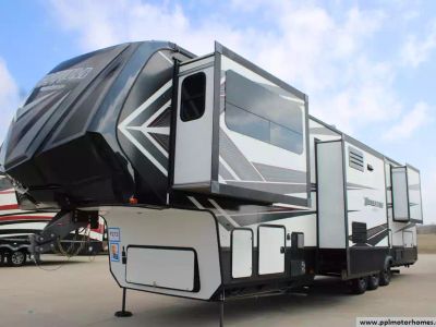 2019 Grand Design 376TH — side profile view