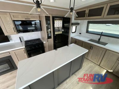 2026 Forest River RV Rockwood Signature - Photo 12