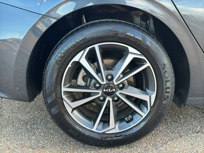 2024 Kia Forte - Photo 10