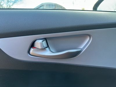 2024 Kia Forte - Photo 18