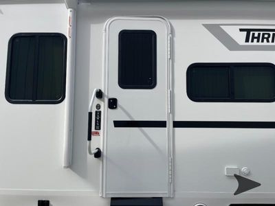 2026 Winnebago Thrive - Photo 11