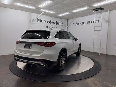 2026 Mercedes-Benz GLC — photo 7 view