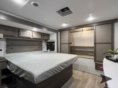 2026 Grand Design Transcend - Photo 11