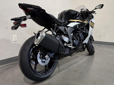 2026 Kawasaki Ninja ZX-6R - Photo 3