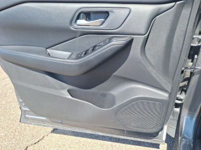2024 Nissan Rogue - Photo 19