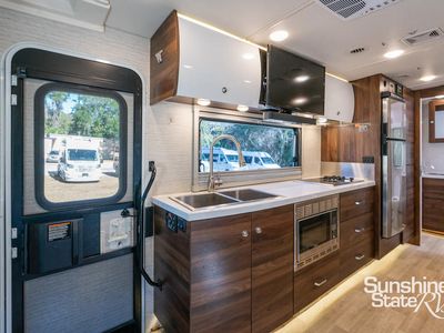 2025 Winnebago NAVION - Photo 24