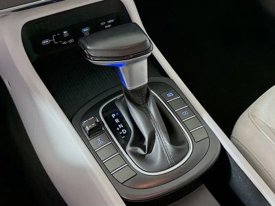 2024 Hyundai Kona — photo 16 view