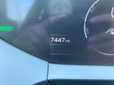2025 Toyota Prius LE - Photo 19