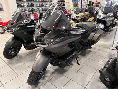 2026 Honda Gold Wing - Photo 2