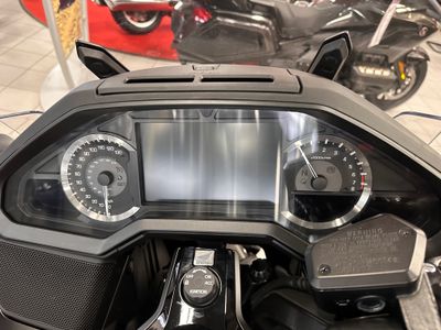 2026 Honda Gold Wing - Photo 5