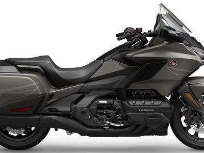 2026 Honda Gold Wing - Photo 10