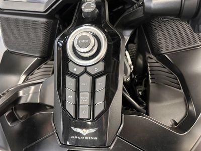 2026 Honda Gold Wing - Photo 8