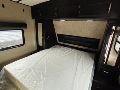2018 Grand Design IMAGINE - Photo 10