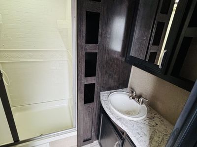 2018 Grand Design IMAGINE - Photo 9