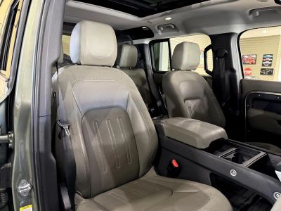 2020 Land Rover Defender — photo 16 view