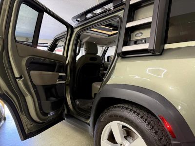 2020 Land Rover Defender — photo 7 view