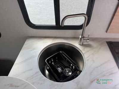 2024 Venture RV Sonic — photo 20 view