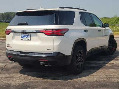 2022 Chevrolet Traverse — interior view