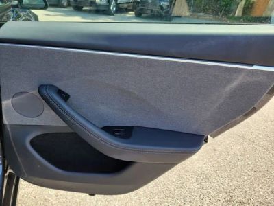 2025 Tesla Model 3 — photo 26 view