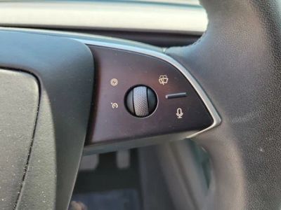 2025 Tesla Model 3 — photo 16 view
