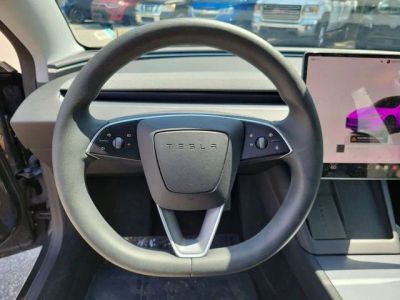 2025 Tesla Model 3 — photo 14 view