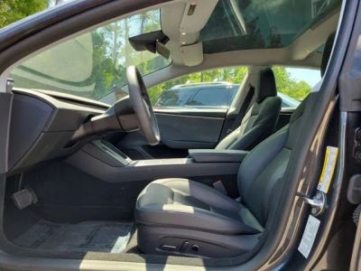 2025 Tesla Model 3 — photo 10 view